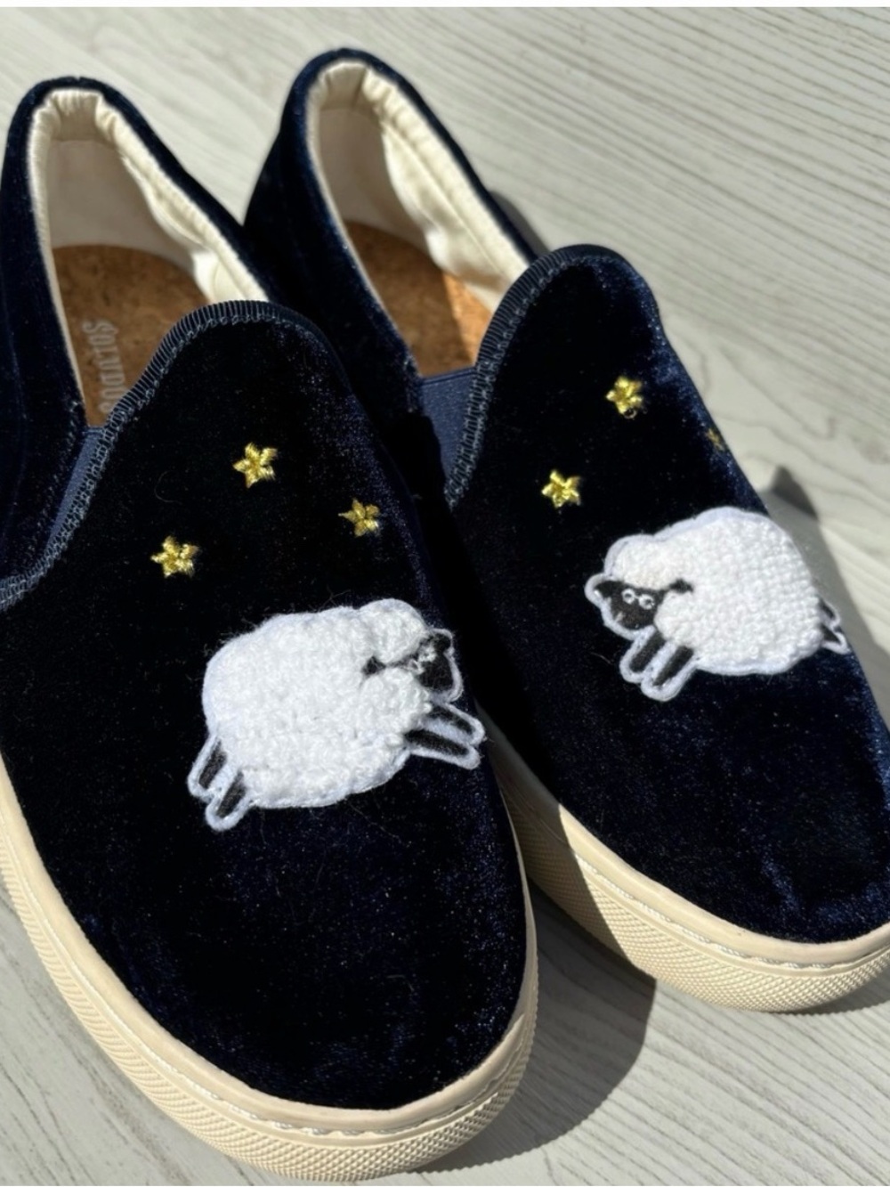 Soludos Velvet Sheep Sneaker in Midnight Blue US 8
